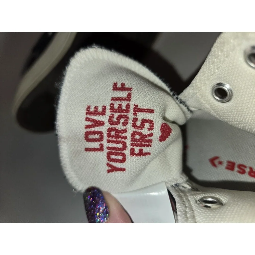 Converse Love Fearlessly Yourself First US 13 Black White Red Heart, Kids